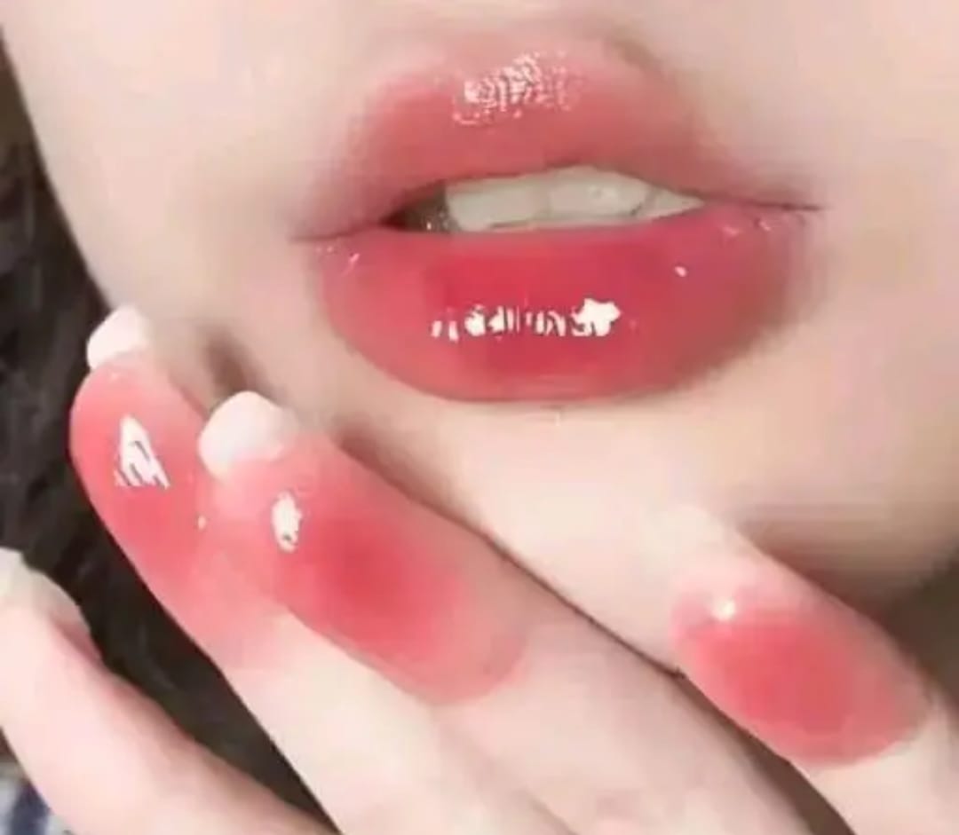 lip gloss 2 Crystal Cap Hydrating Glossy Lip Gloss for Women with High Shine Finish